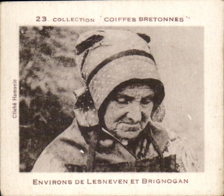 Image Conserveries Emile Chemin Capitaine Cook Thon Collection Coiffes Bretonnes Environs de Lesnevan et Brignogan