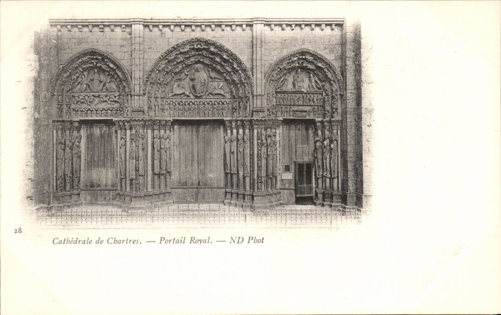 CPA Chartres Cathedrale de Portail Sud