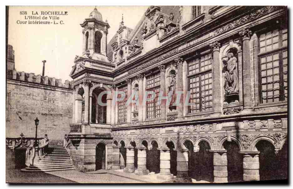 La Rochelle — Das Rathaus, Innenhof — L. C. n° 838