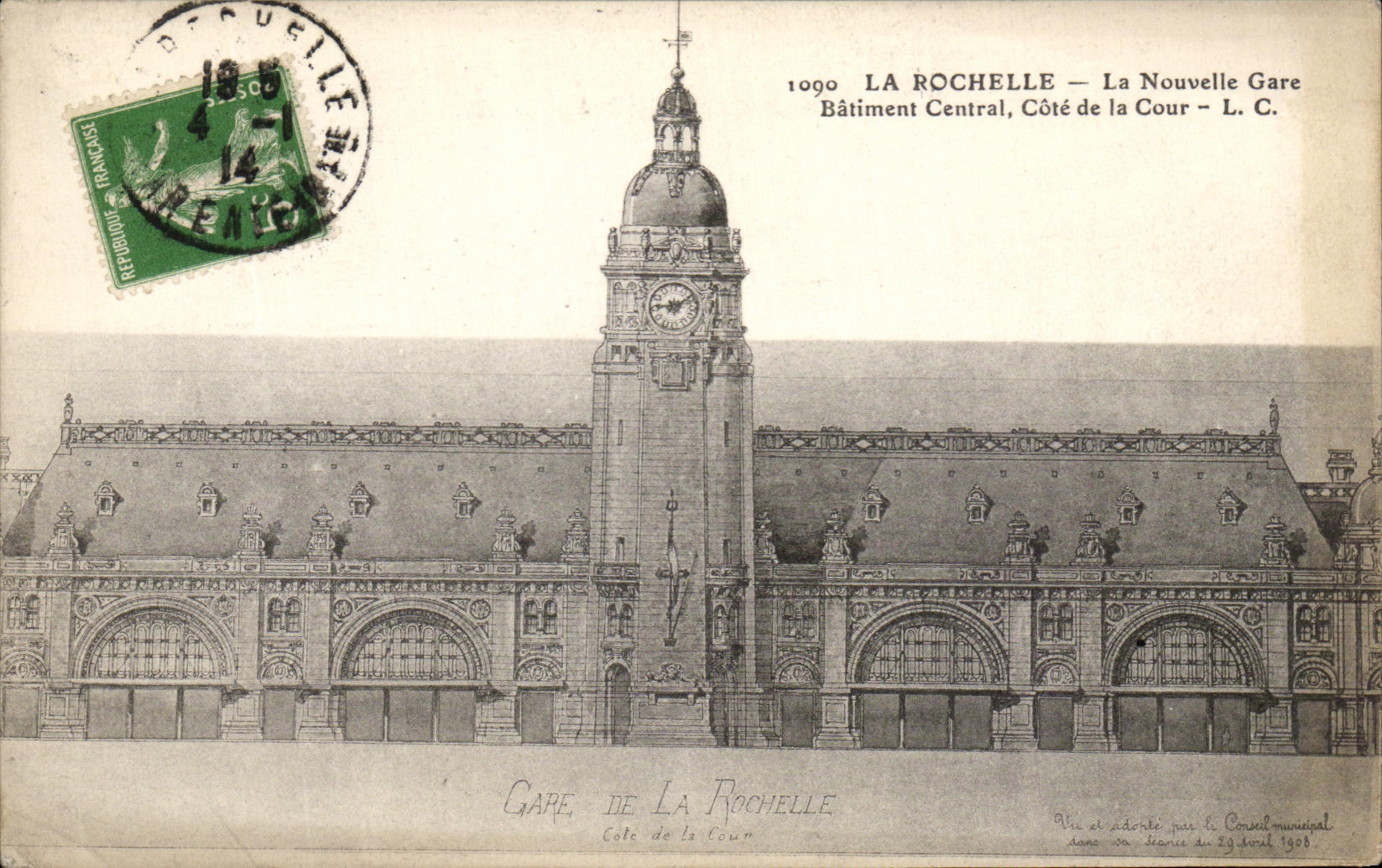 CPA La Rochelle La Nouvelle Gare Batiment Central Cote de La Cour 
