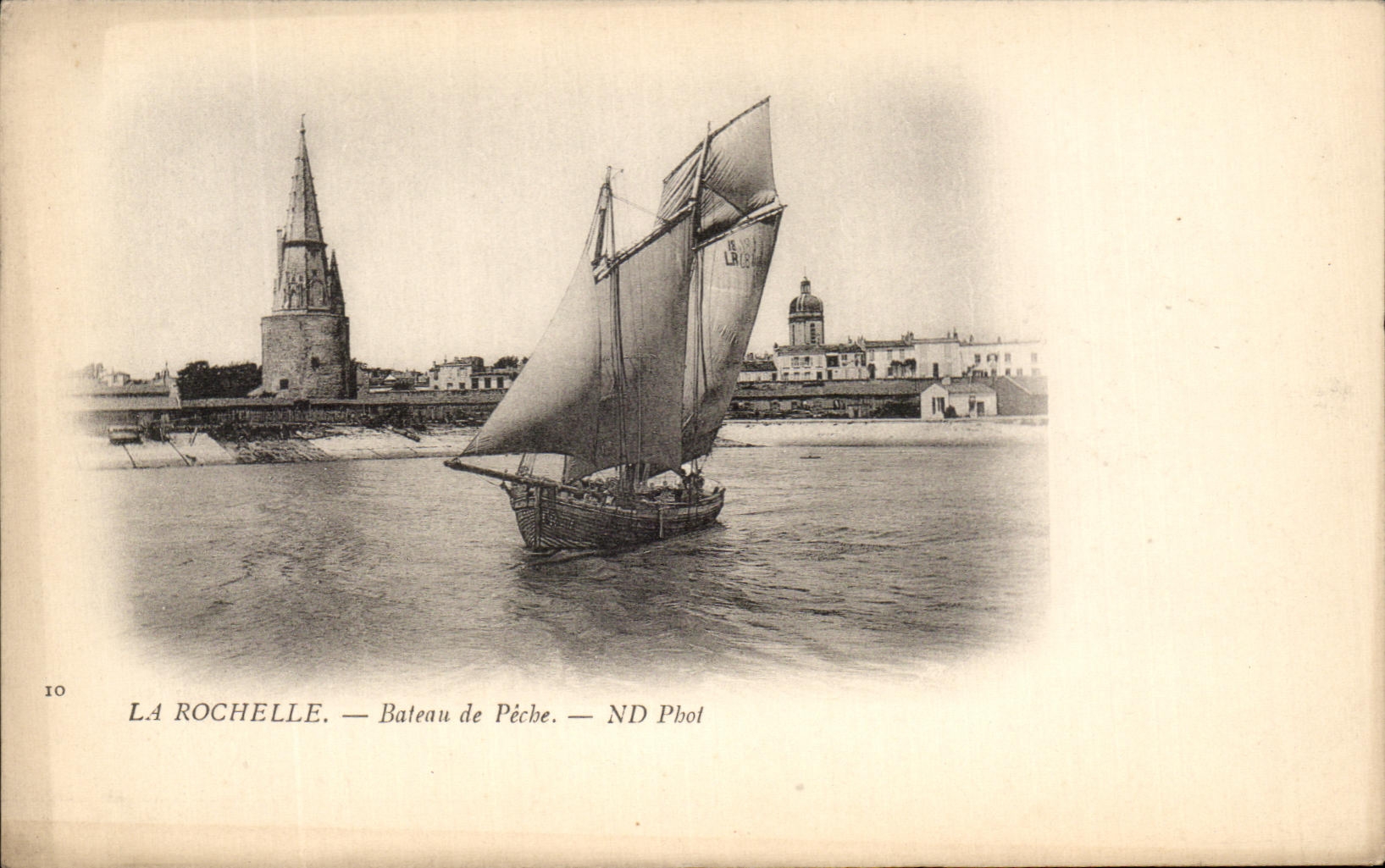 La Rochelle — Bateau de Pêche — ND Pbol
