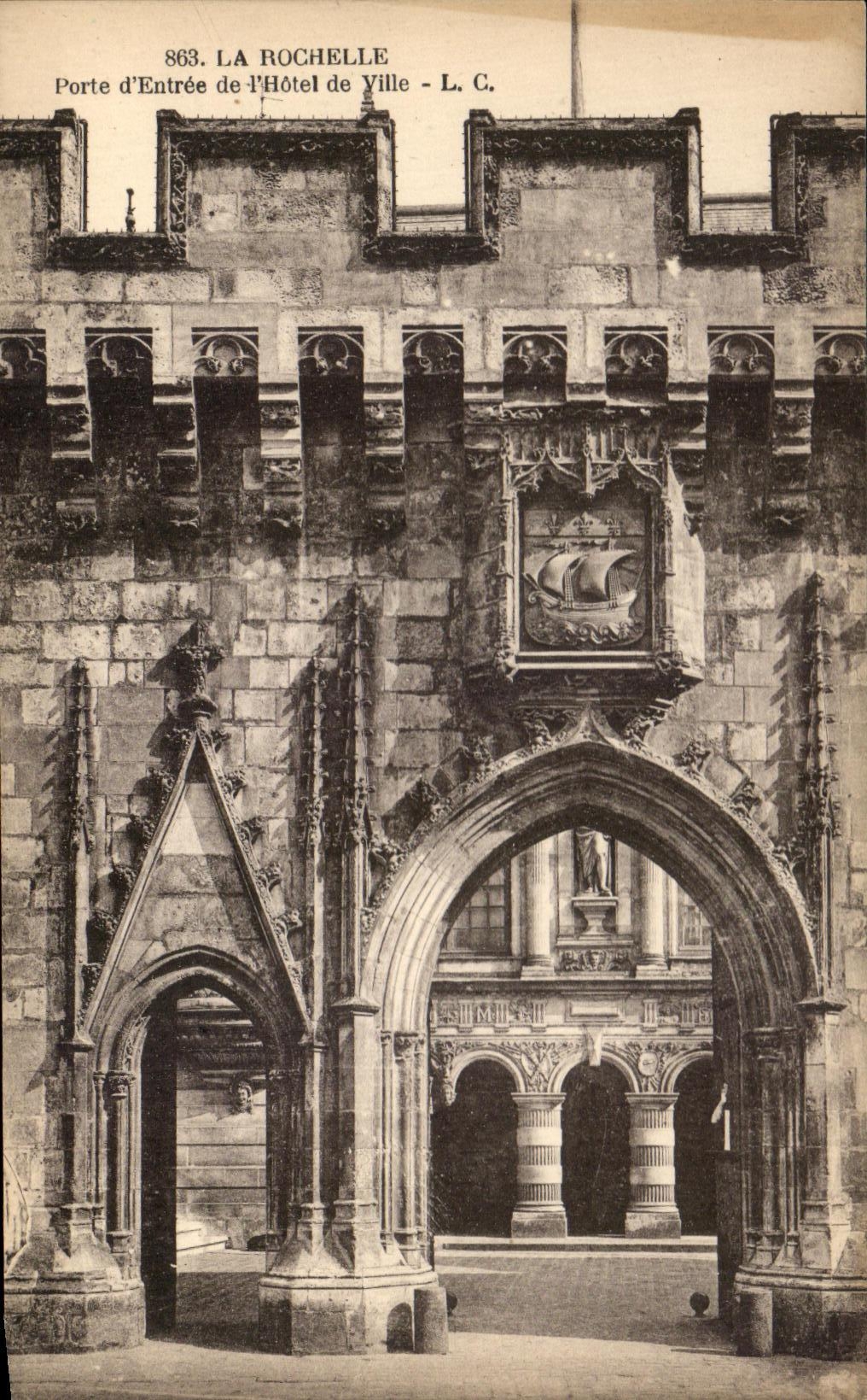 La Rochelle — Entrance Door of the Town Hall — L. C. — n° 863