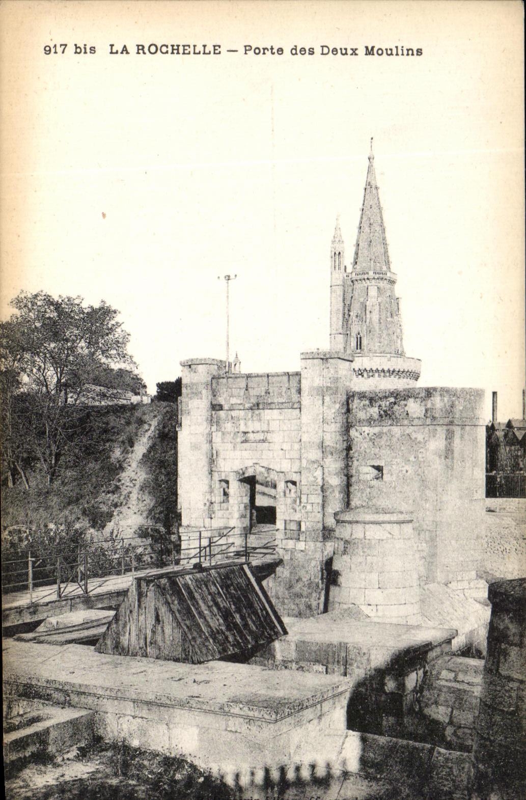 La Rochelle — Porte des Deux Moulin