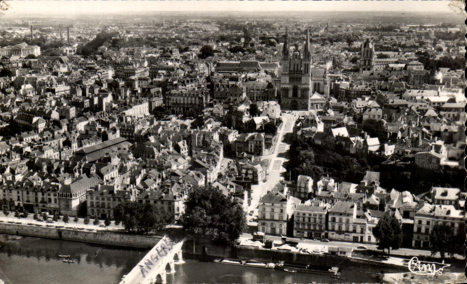 CPA Angers Vue Aeerienne