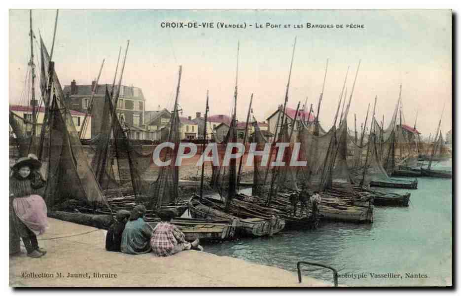 CPA Croix De Vie Le Port Et Les Baroques De Peche Bateaux