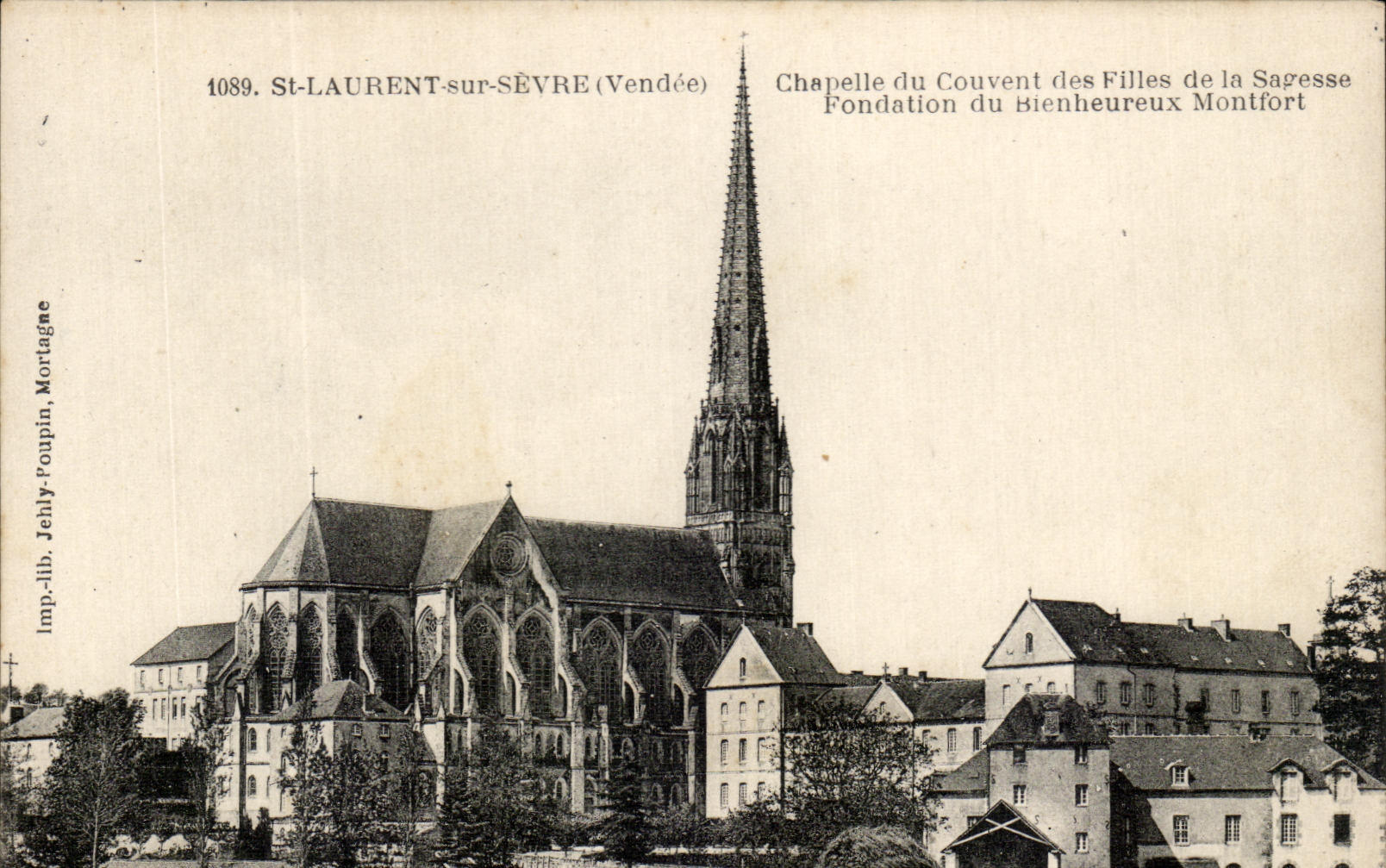 CPA St Lairent Sur Sevre Chapelle Du Couvent Des Filles De La Sagesse