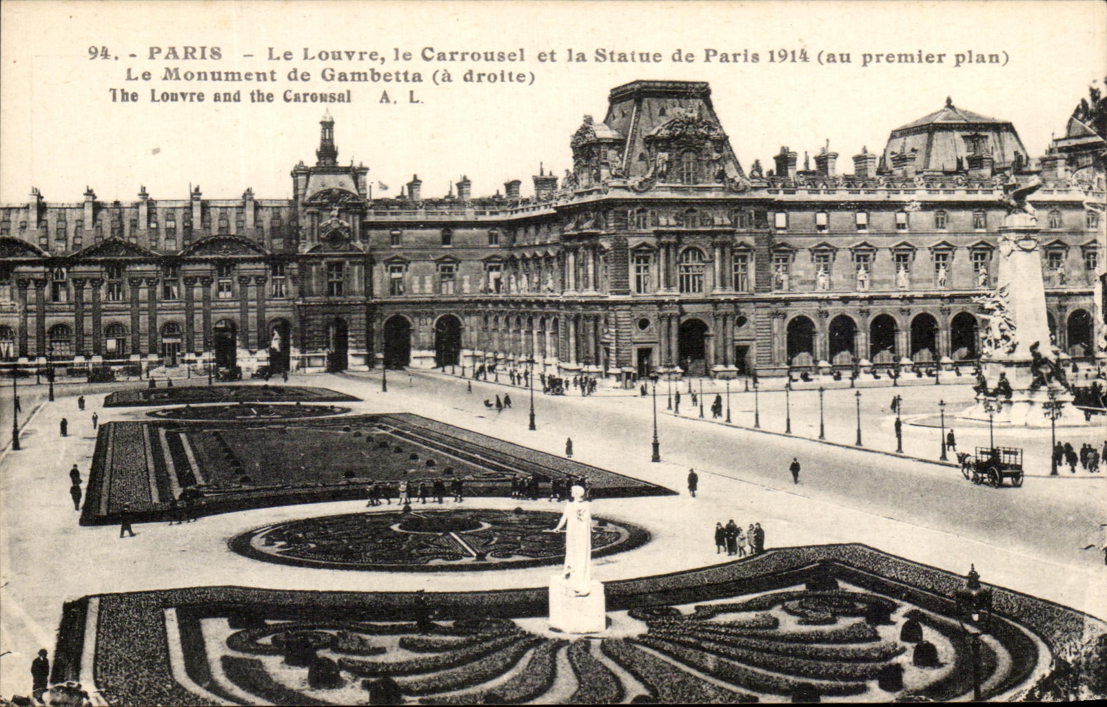 CPA Paris Le Louvre Le Carrousel Et La Statue De Paris