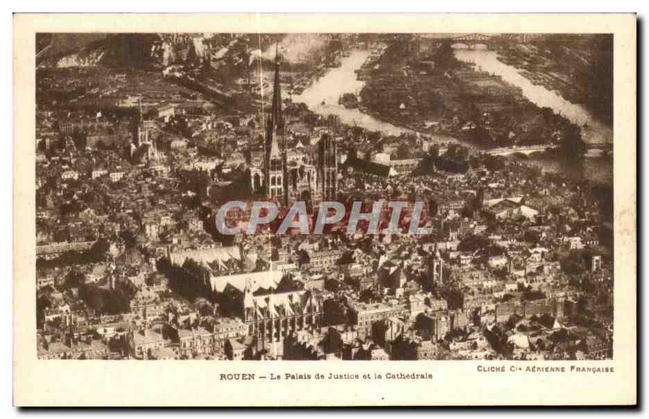CPA Rouen Le Palais De Justice Et La Cathedrale