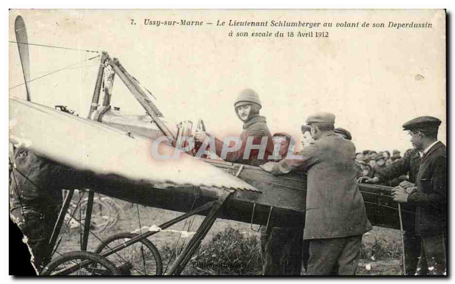 CPA Ussy sur Marne Le Lieutenant Schlumberger au volant de son Deperdussin a son escale du 18 avril 1912