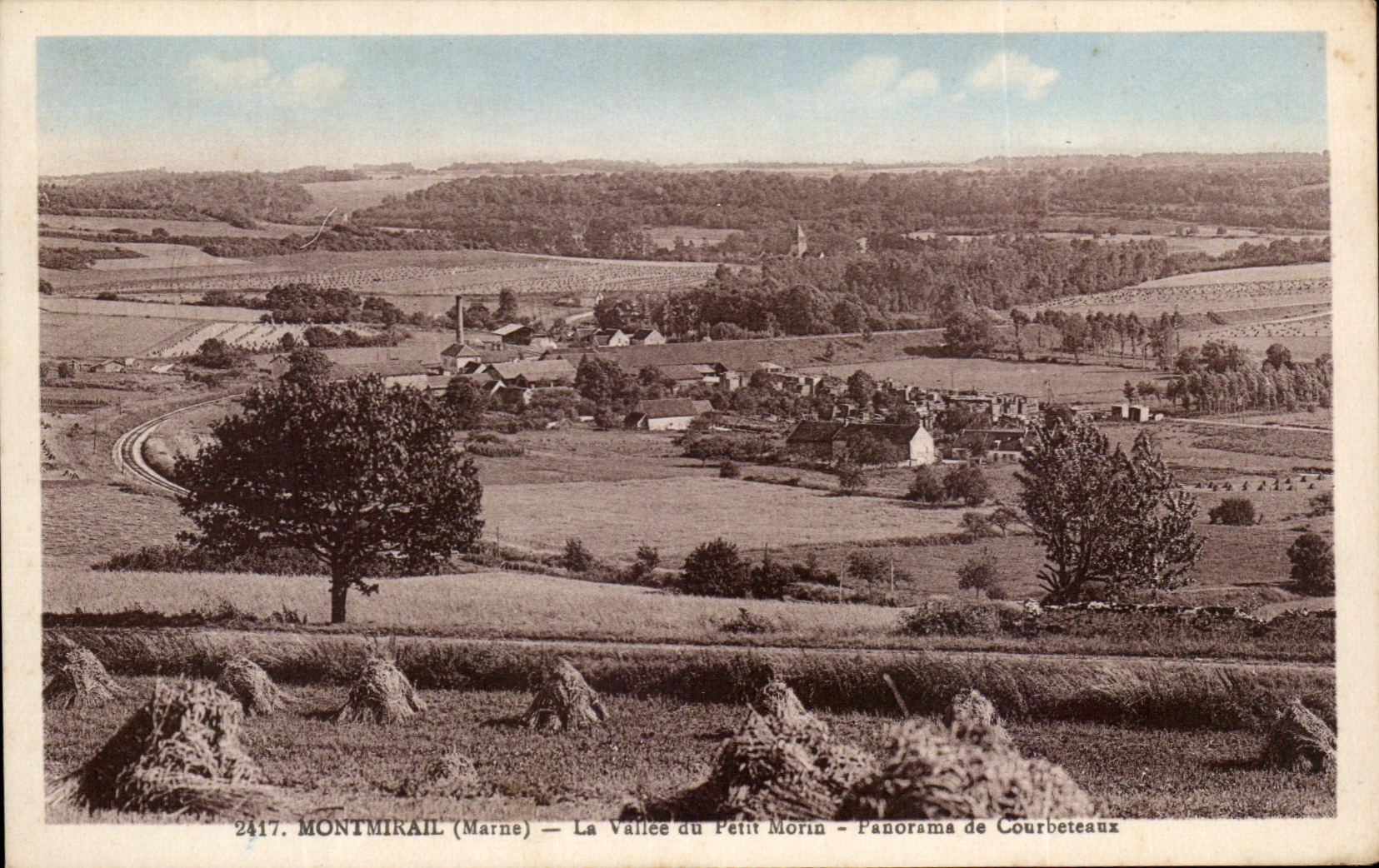 CPA Montmirail La Vallee Du Petit Morin Panorama De Courbeteaux