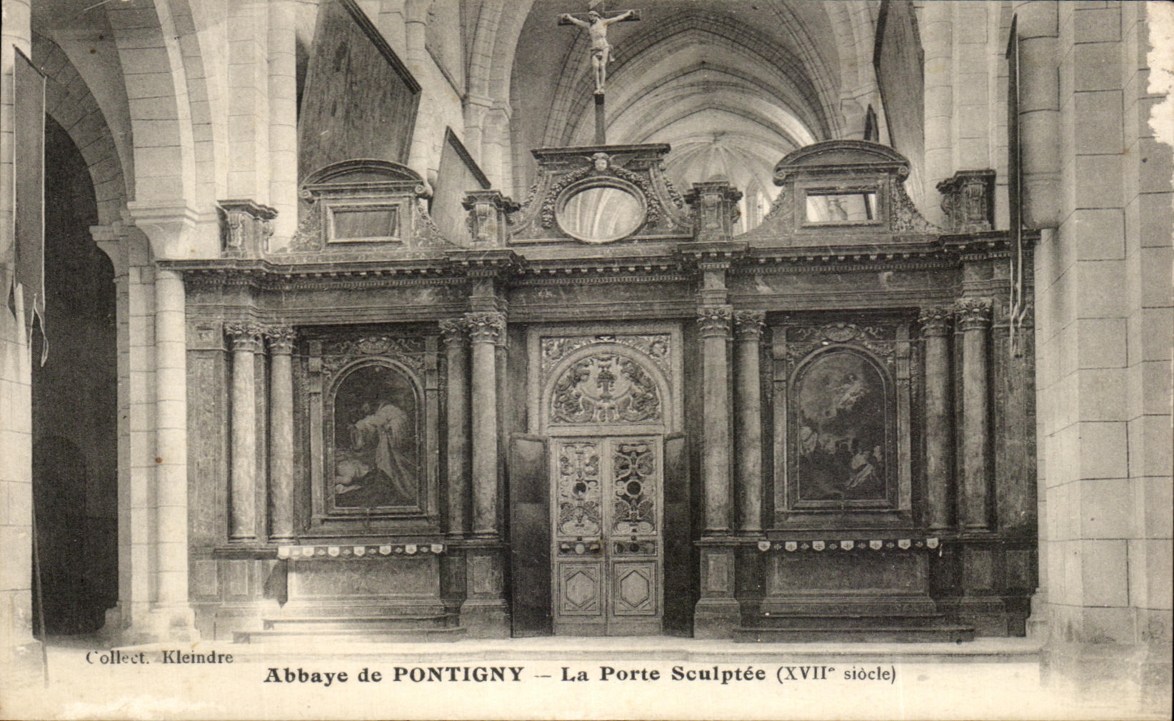 CPA Abbaye De Pontigny La Porte Sculptee