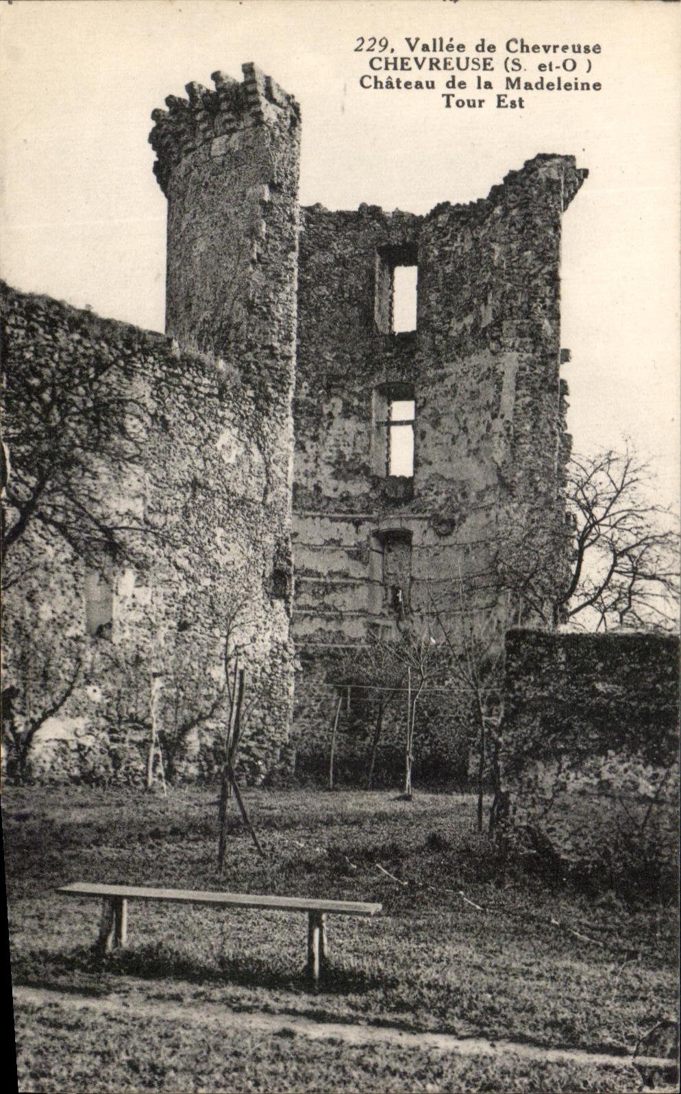 Château de la Madeleine — Tour Est — Vallée de Chevreuse