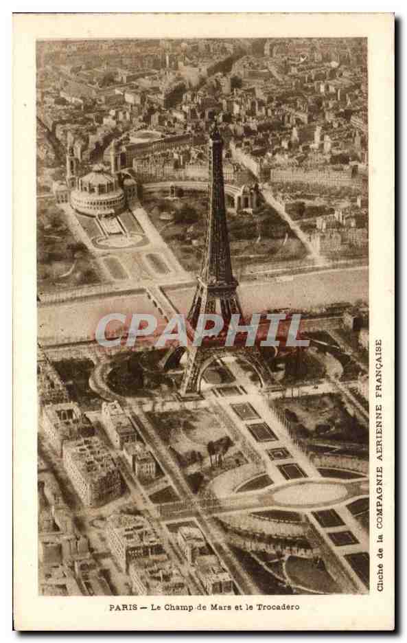 CPA Paris Le Champ de Mars et le Trocadero