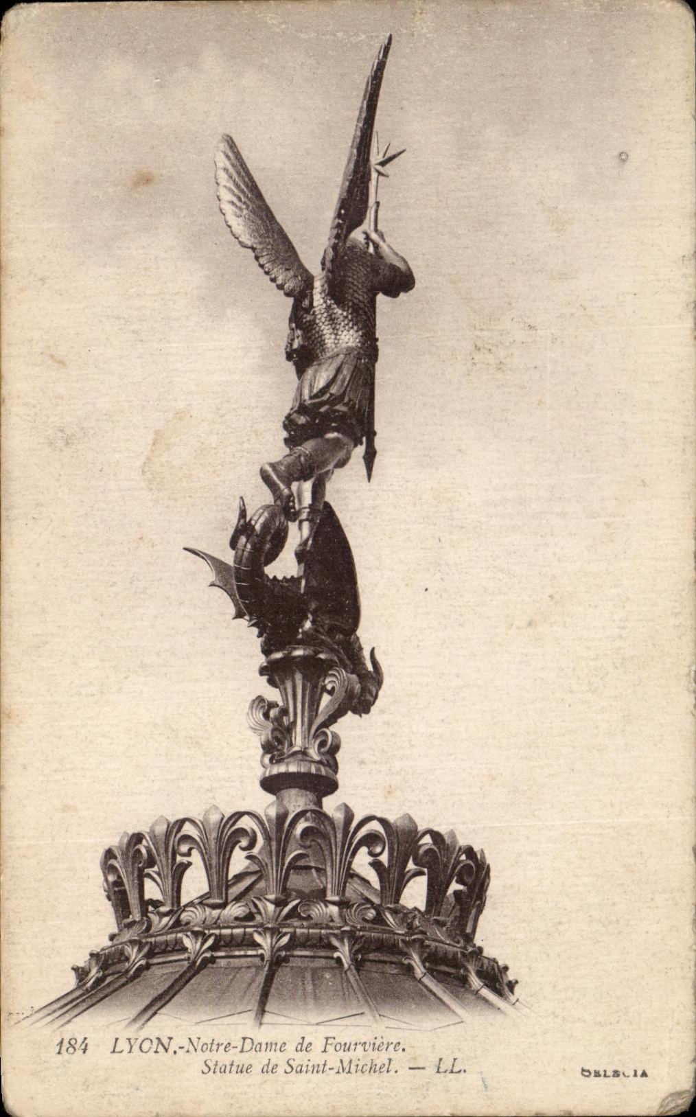 CPA Lyon Notre Dame de Fourviere Statue de Saint Michel