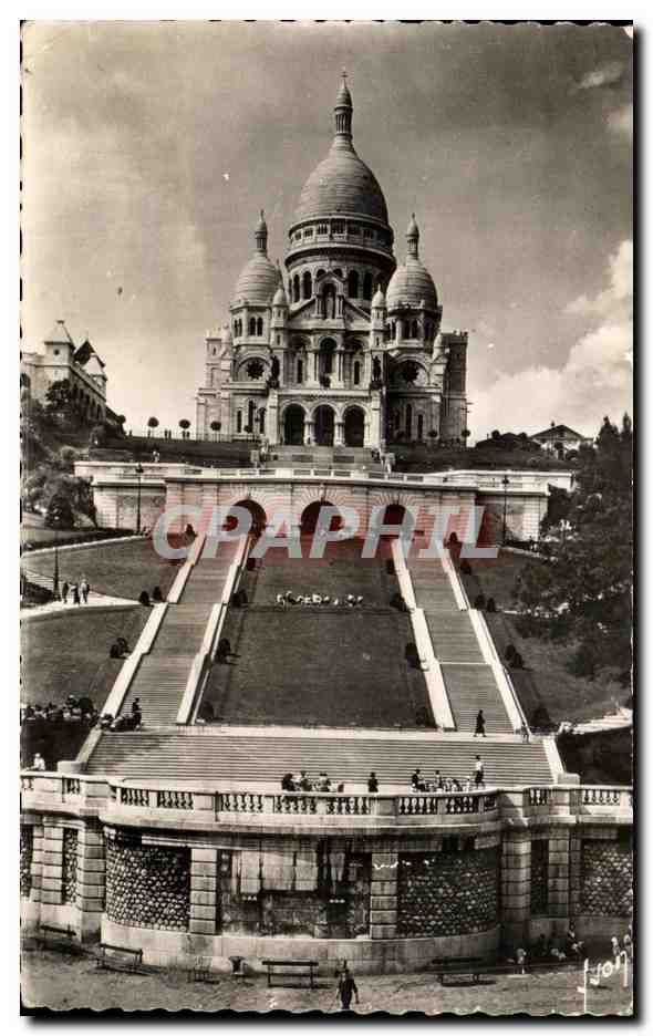CPA Paris En Flanant Basilique Du Sacre Coeur Et l'Escalier Monumental