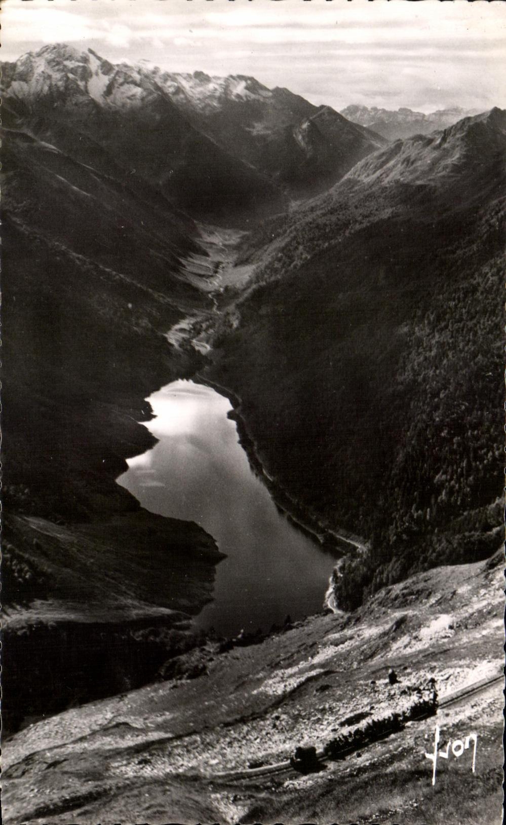 CPSM L'Artouste Lac de Fabreges et petit Train du lac d'Artouste