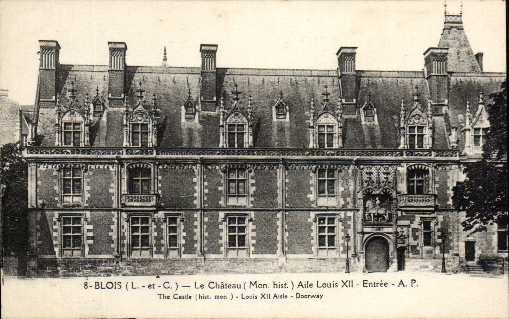 CPA Blois Le Chateau Aile Louis XII Entree