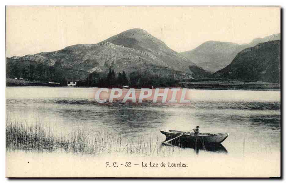 CPA Le Lac de Lourdes