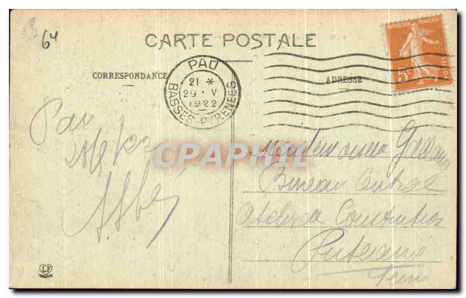 CPA Les Hautes Pyrenees Pau Le Pont Le chateau Et Des Hotels — Verso