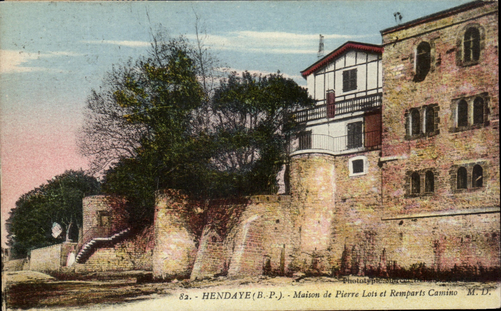 Hendaye (B.P.) - Maison de Pierre Loti et Remparts Camino