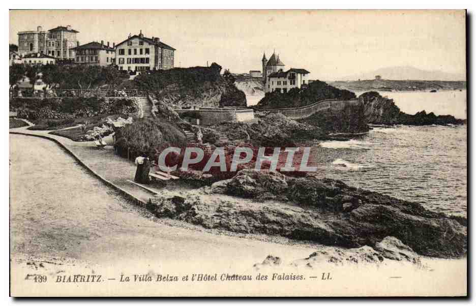 CPA Biarritz La Villa Belza Et l'Hotel chateau Des Falaises