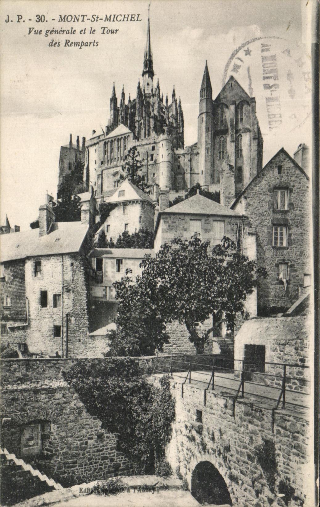 Mont-Saint-Michel — Vue générale et le Tour des Remparts — J.P. n°30, éditeur J. P. à l'Abbaye