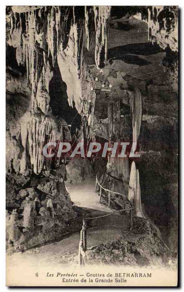 Les Pyrénées — Grottes de BETHARRAM — Entrée de la Grande Salle