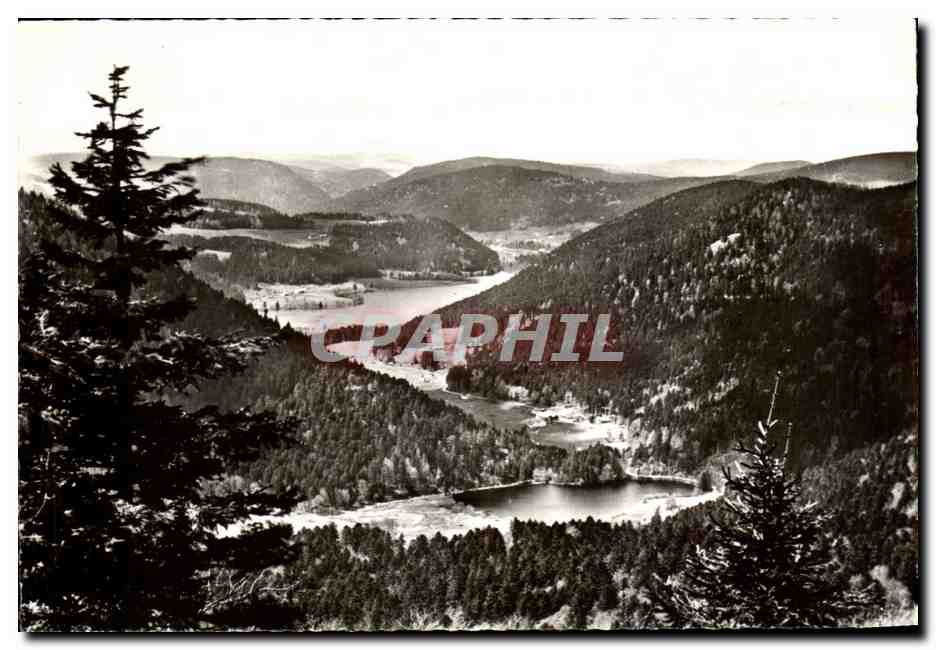 CPM Les Vosges Pittoresques La Valle des Lacs Retournemer et Longemer