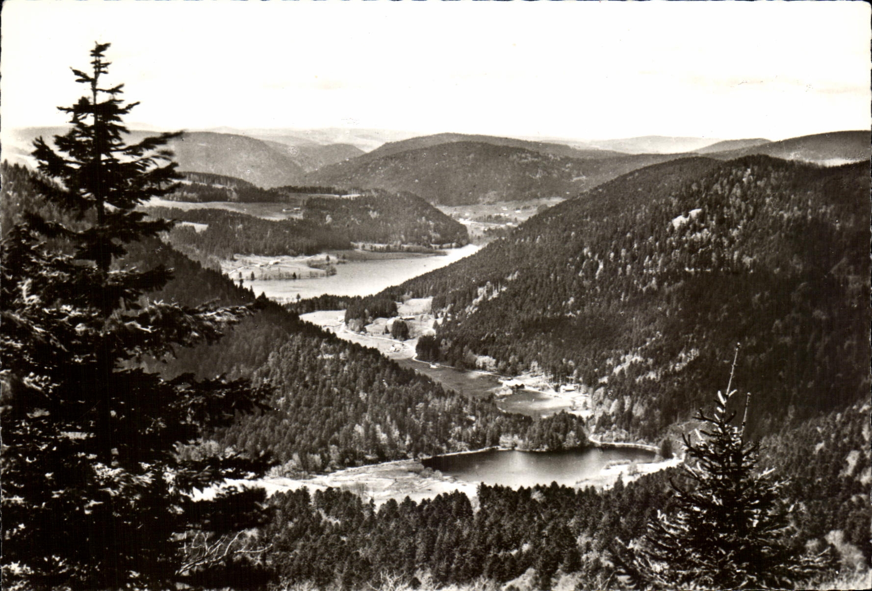 Les Vosges Pittorresques — La Vallée des Lacs — Retournemer und Longemer — Édition Robert (Haut-Rhin)