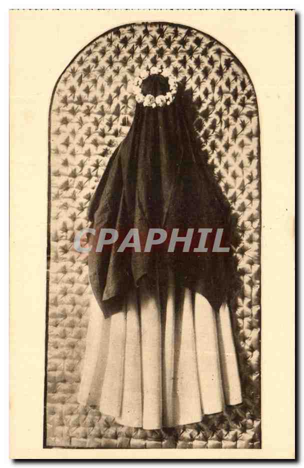 CPA Manteau blanc et grand voile de Saint Therese de l'Enfant Jesus 