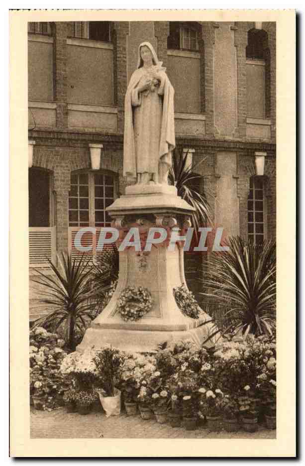 Statue de Sainte Thérèse de l'Enfant-Jésus — Carmel de Lisieux — éditeur CPAPHIL
