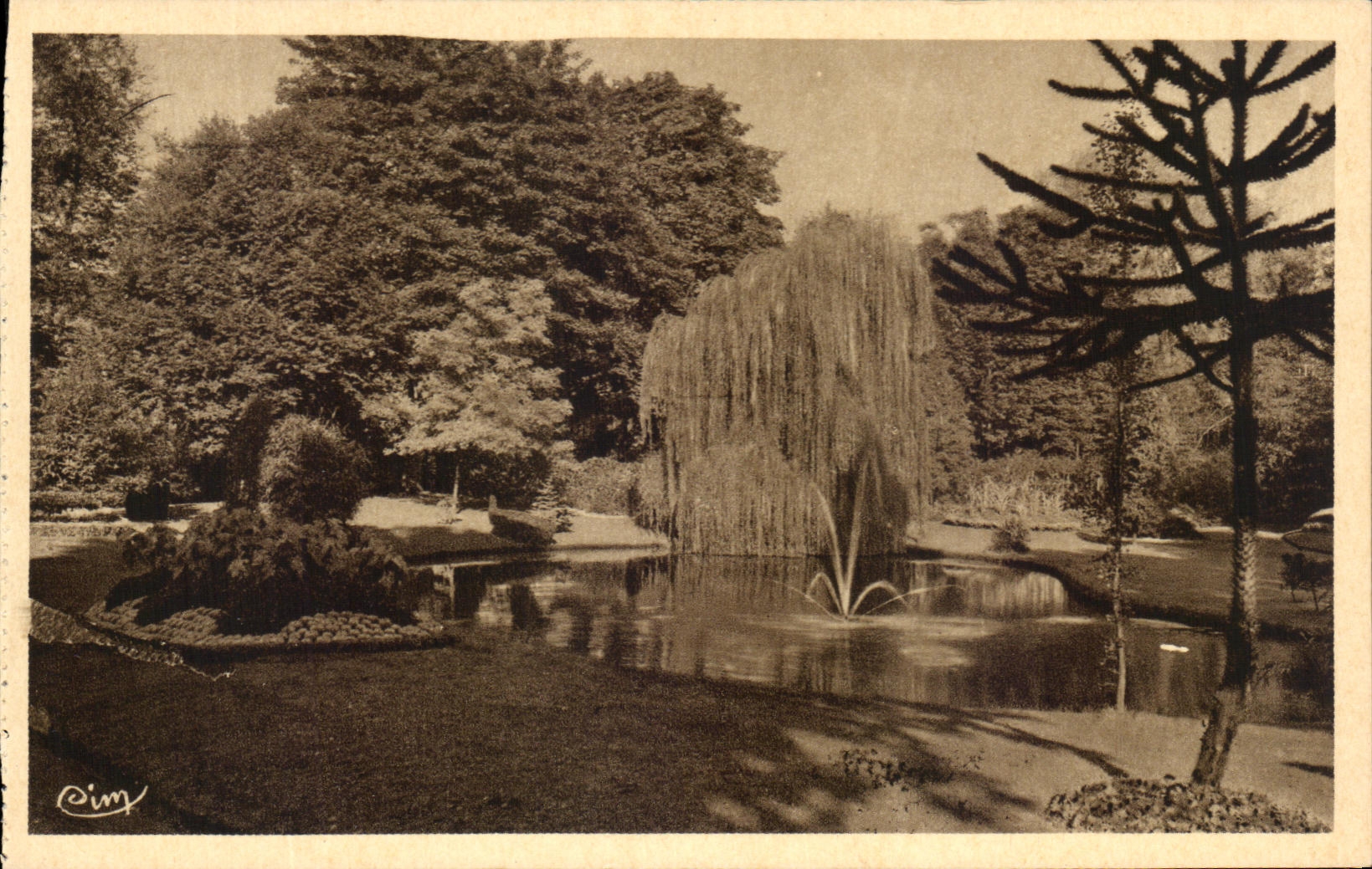 CPA Le Cateau Jardin Fenelon Vue du bas