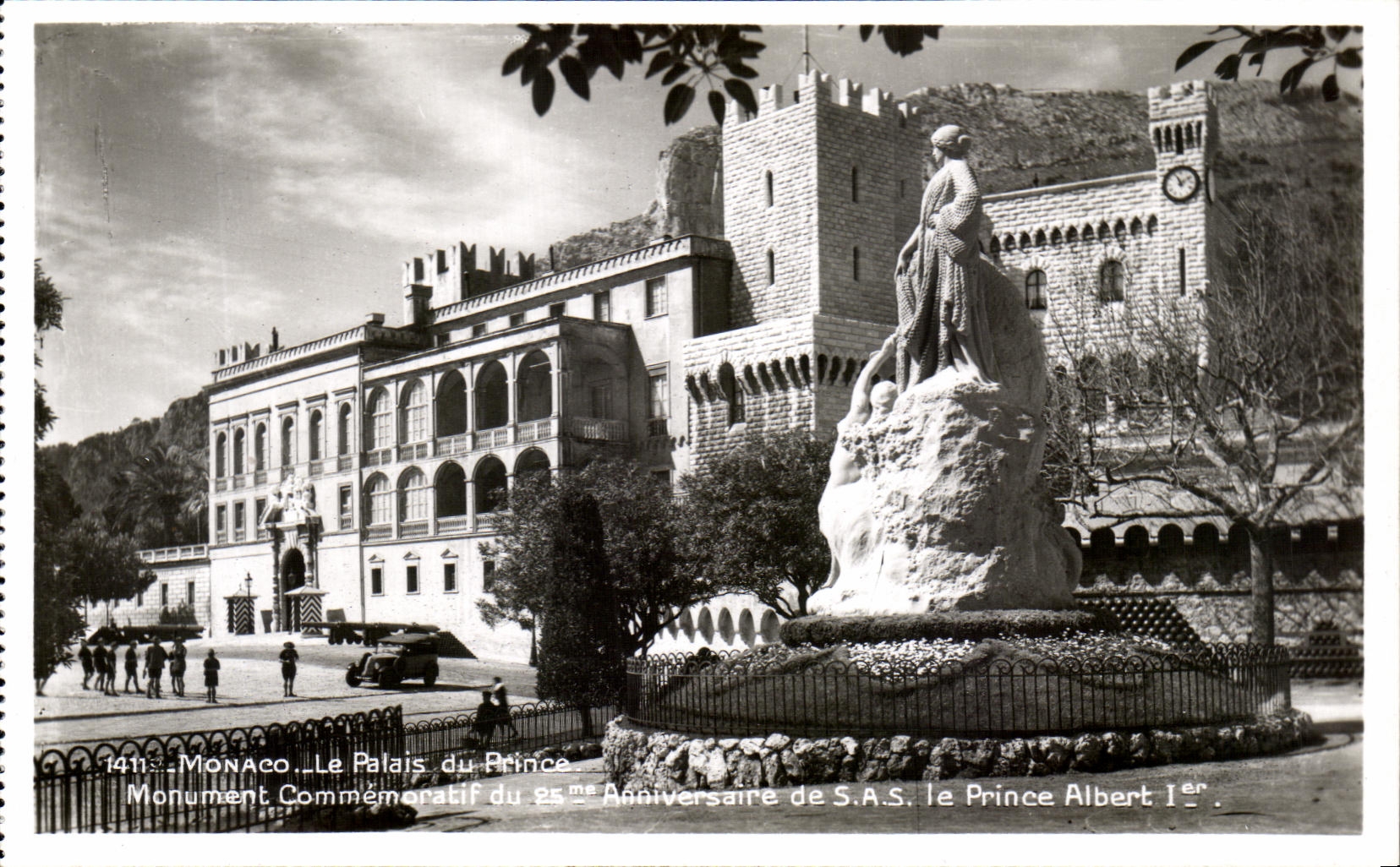 CPA Monaco Le Palais Du Prince Monument commemoratif du 25eme anniversaire de SAS le prince Albert 1er