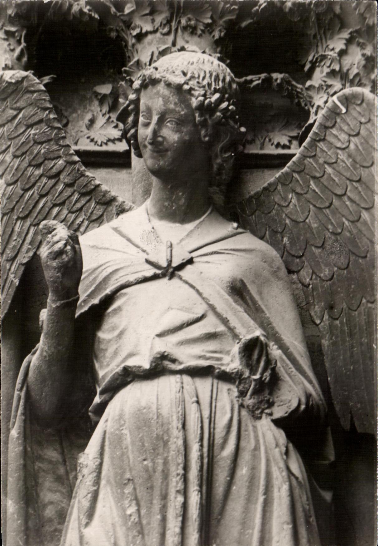 CPA Reims Cathedrale Notre Dame Facade Occidentale Portail Nord Ebrasement gauche Un Ange