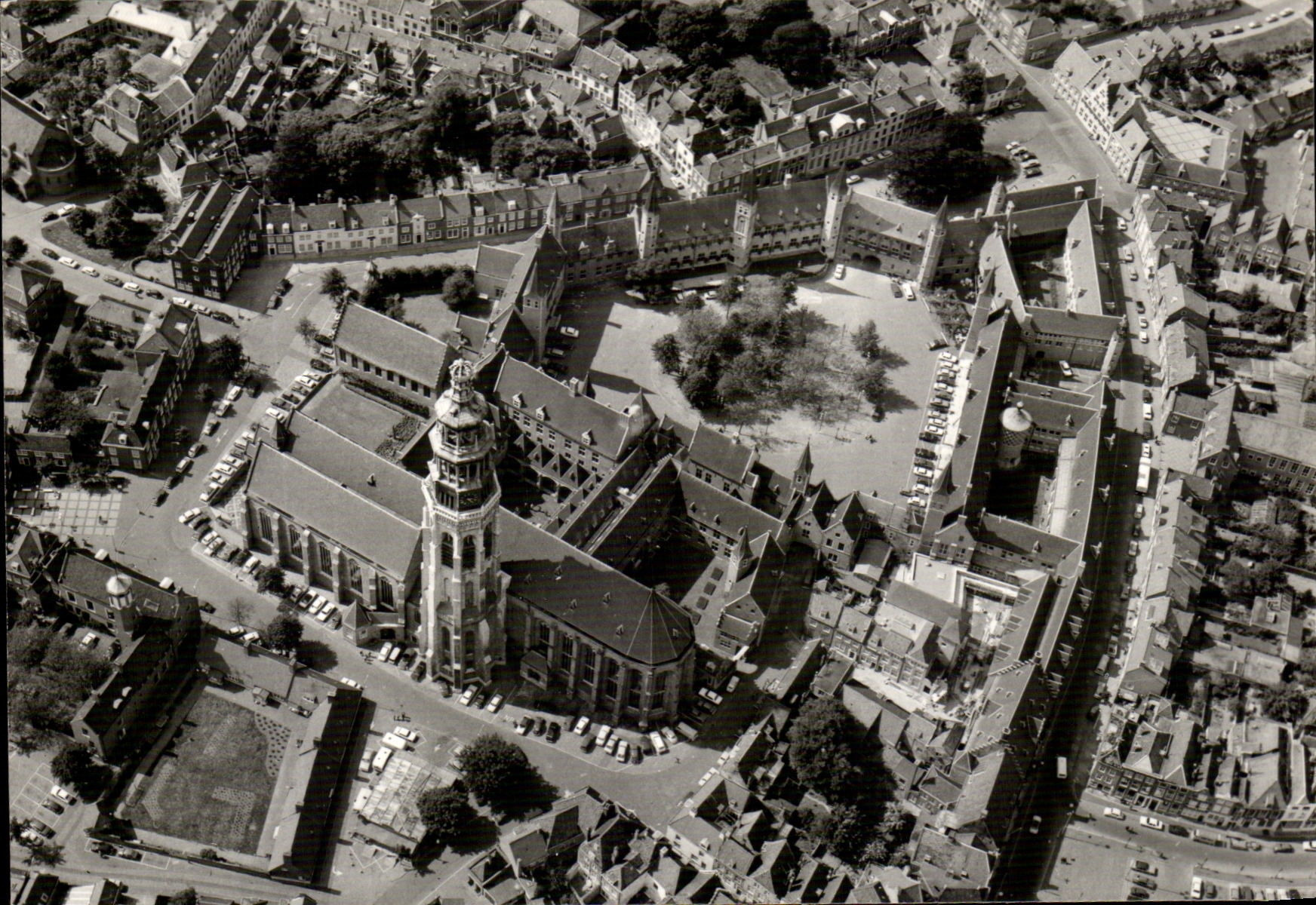 CPA Abdijcomplex Middelburg Abdijkerken Met Toren Lange Jan