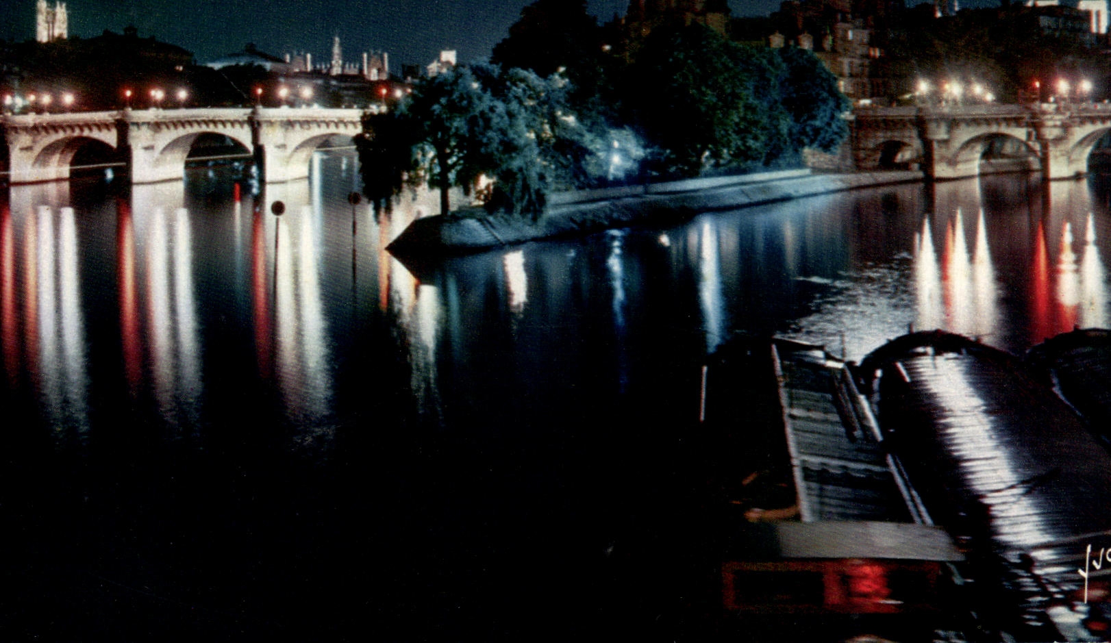 CPM Couleurs Et Lumiere De France Paris La Pointe du Vert Galant Et Le Pont Neuf Illumines 