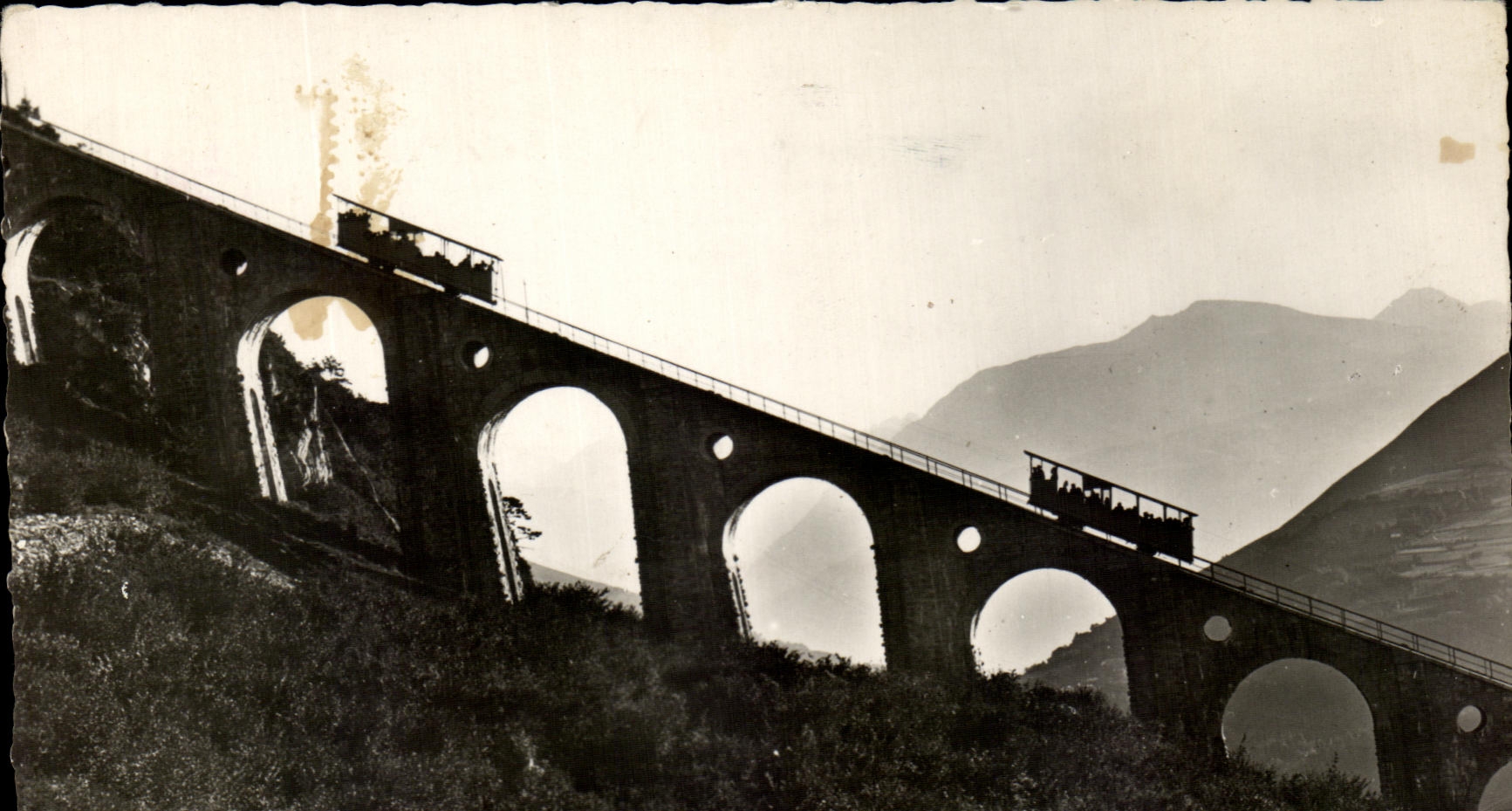 CPA Lourdes Le Funiculaire Du Pic Du Jer Le Viaduc