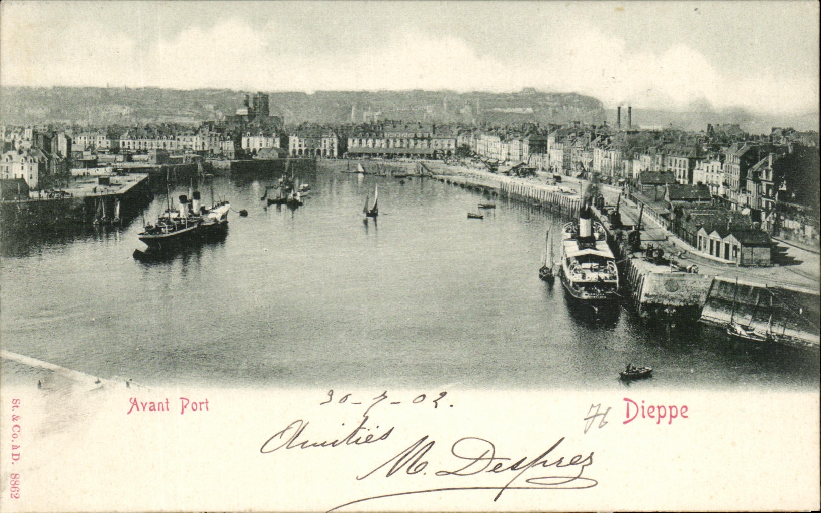 CPA Avant Port Dieppe Bateaux
