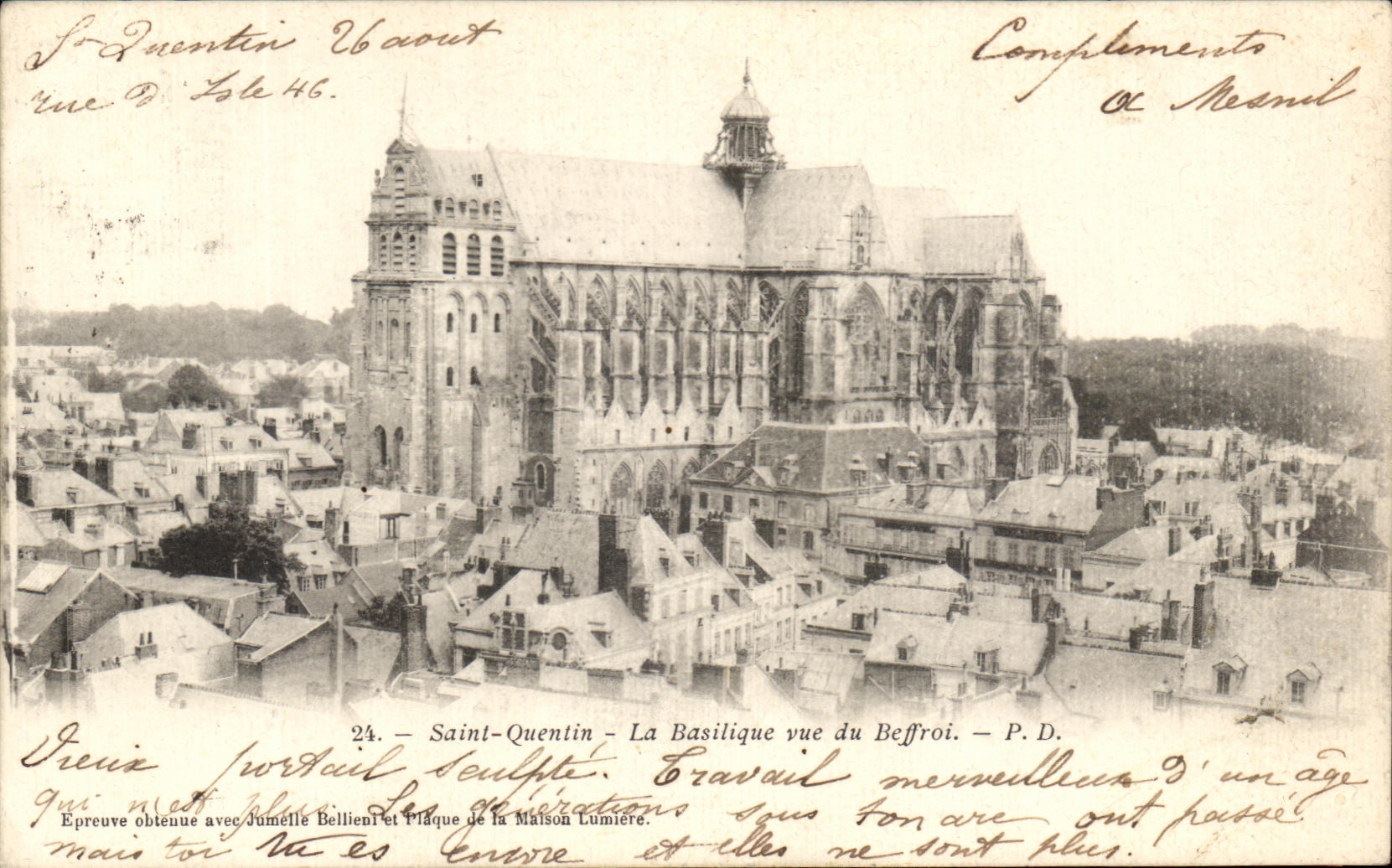 CPA Saint Quentin La Basilique Vue du Beffroi