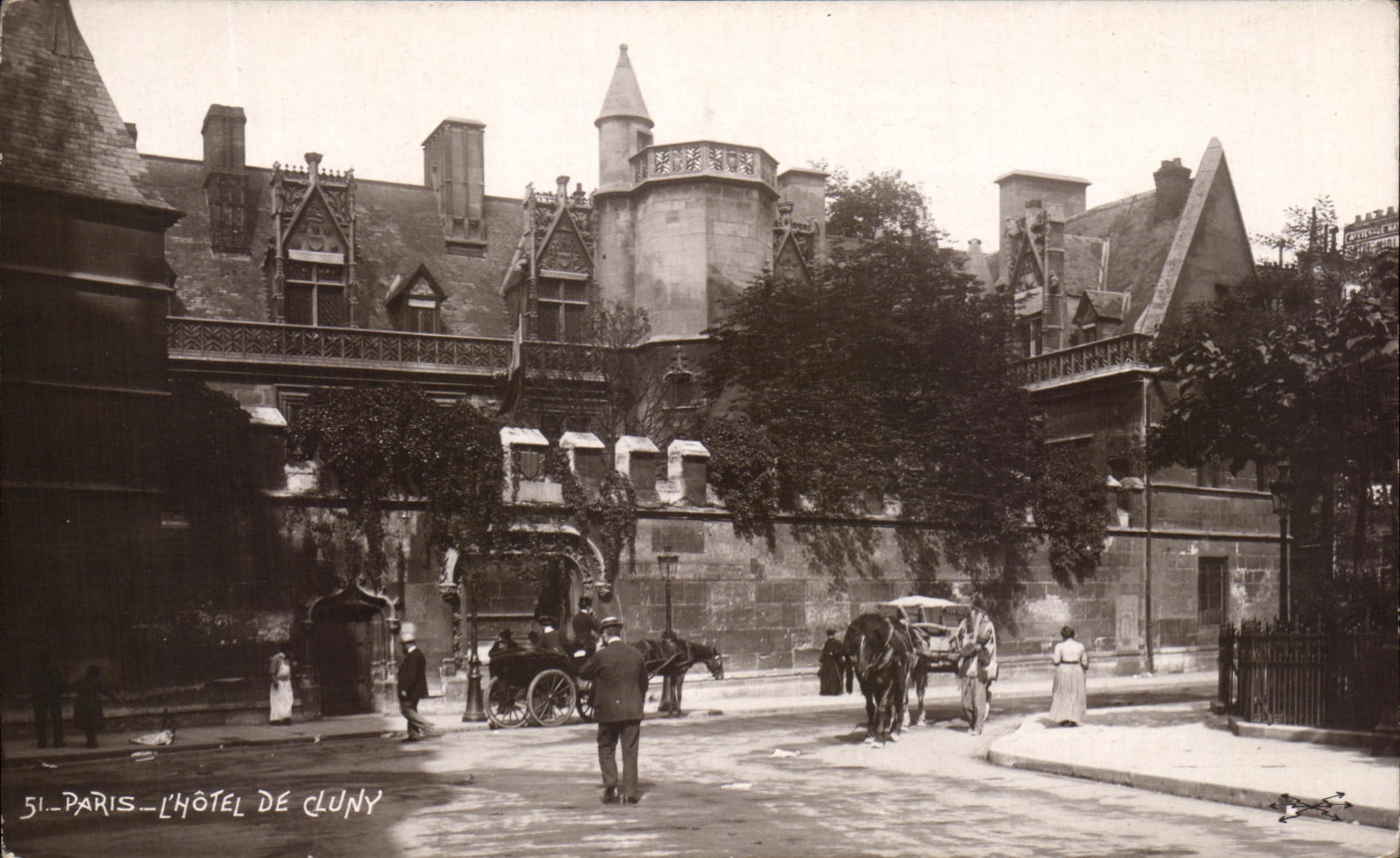 CPA Paris L'Hotel De Cluny Attelage Cheval
