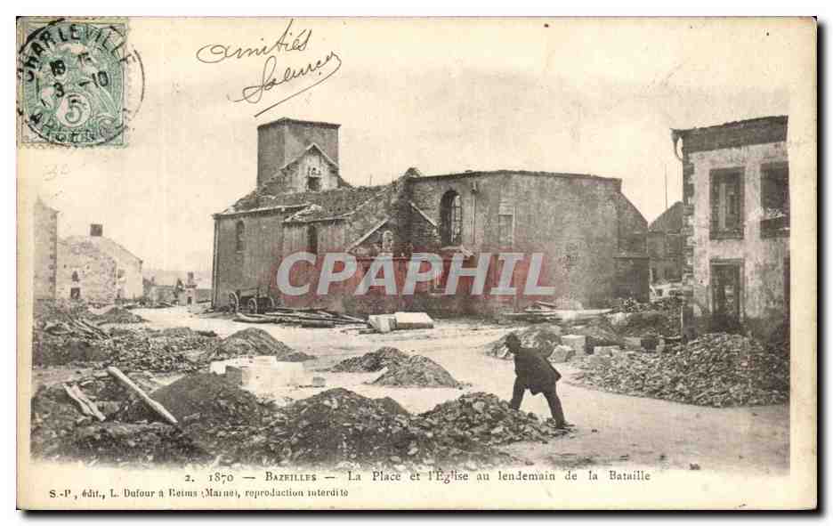 CPA Bazeilles La Place Et l'Eglise au Lendemain De La Bataille Militaria 