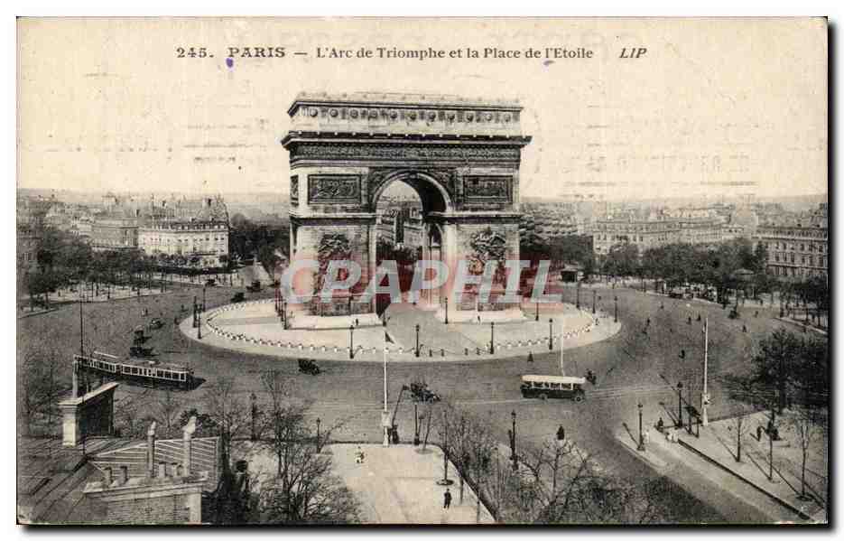 CPA Paris L'Arc de Triomphe et la Place de I'Etoile