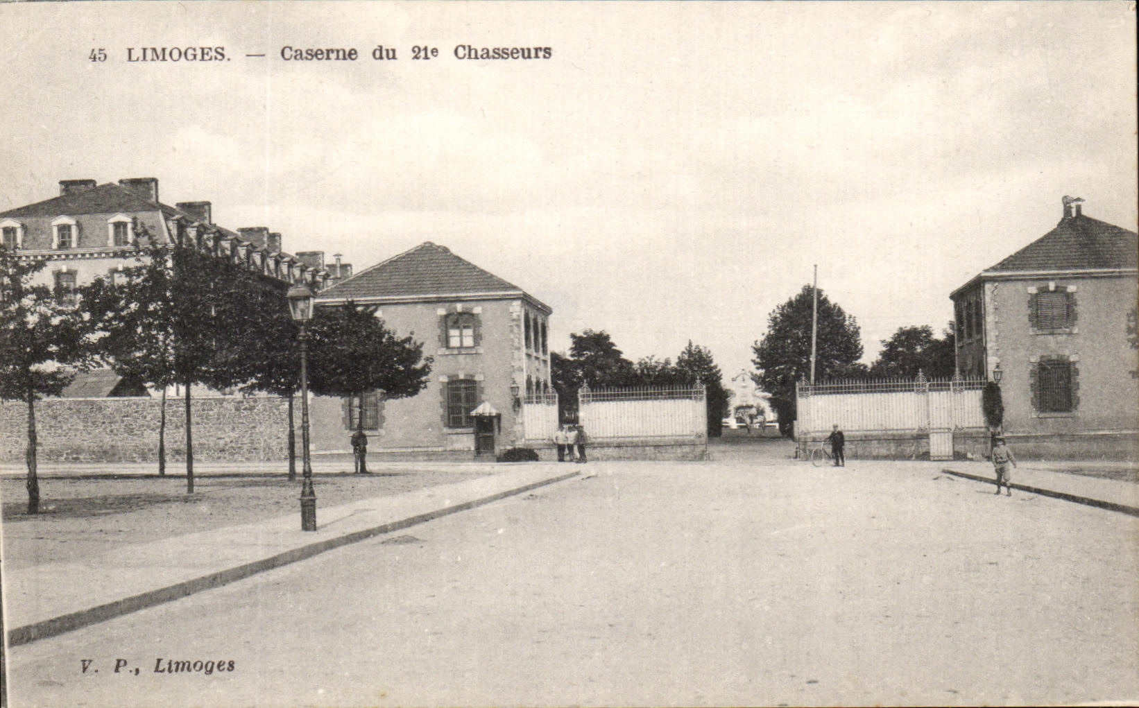 Limoges — Caserne du 21e Chasseurs — V. P., Limoges