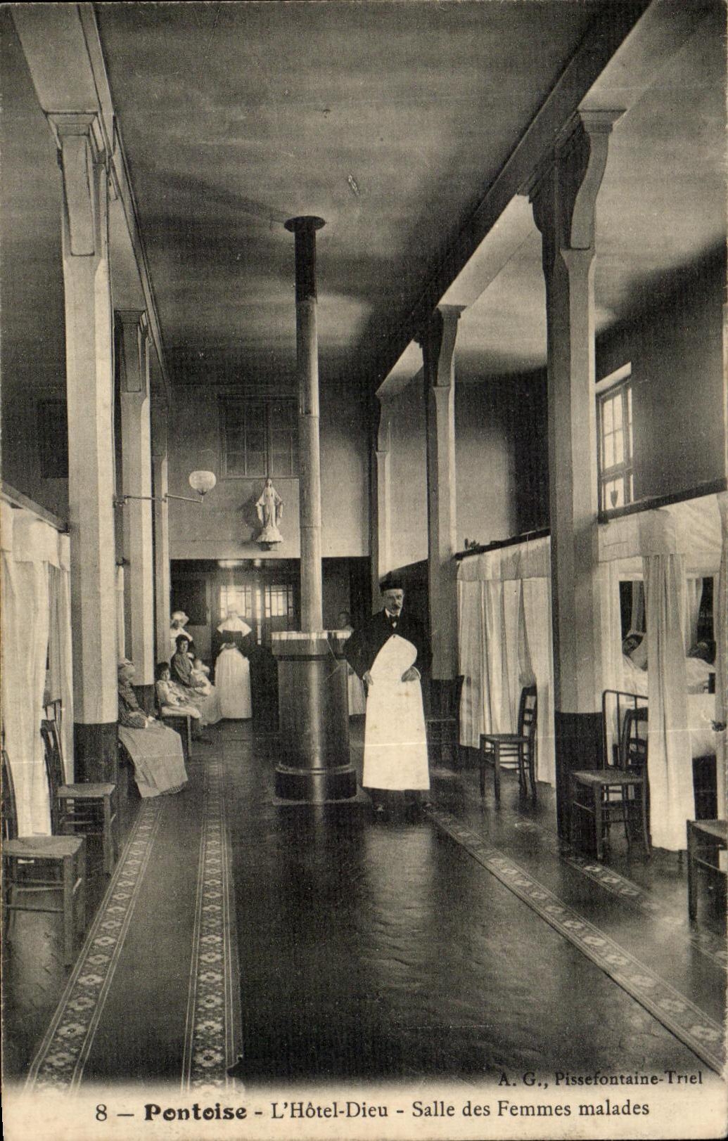 CPA Pontoise L'Hotel Dieu Salle Des Femmes Malades