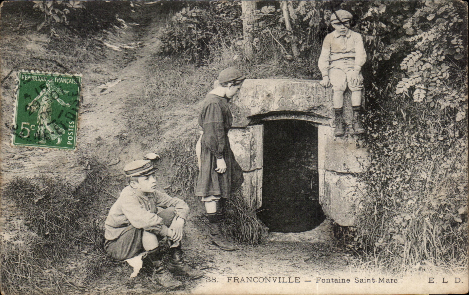 CPA Franconville Fontaine Saint Marc Enfants