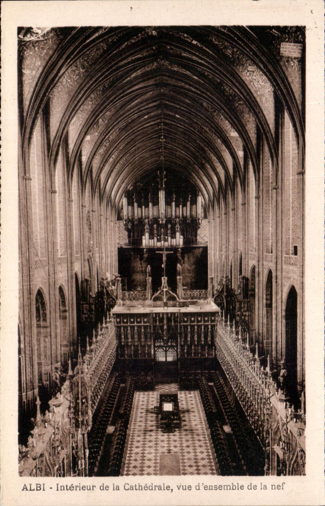 ALBI - Intérieur de la Cathédrale, vue d'ensemble de la nef