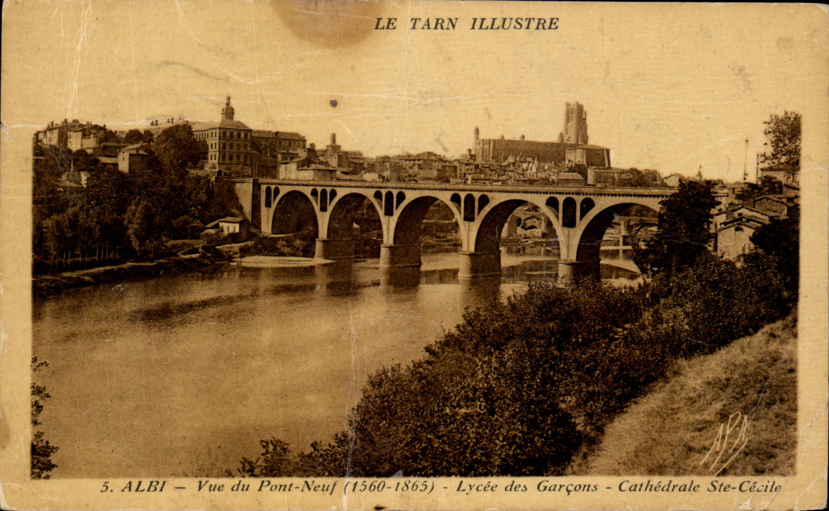 CPA Albi Vue du pont Neuf Lycee des Garcons Cathedrale Ste cecile