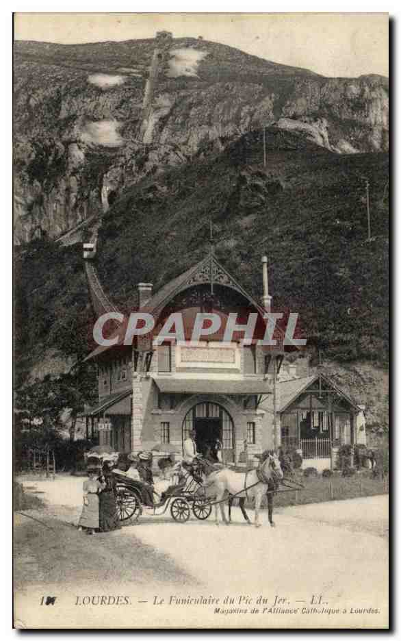 CPA Lourdes Le Funiculaire du Pic du Jer Attelage Chevaux