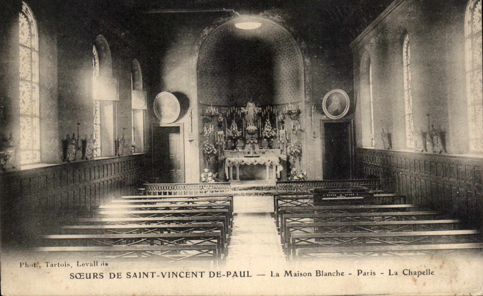 CPA Soeurs De Saint Vincent De Paul La Maison Blanche Paris La Chapelle