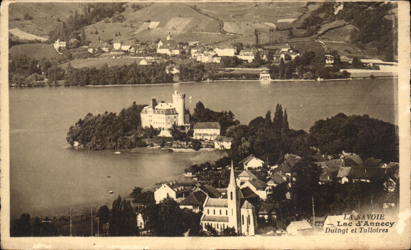 Lac d'Annecy — Vue du château sur l'île de l'Île Barbe — La Savoie, n°125